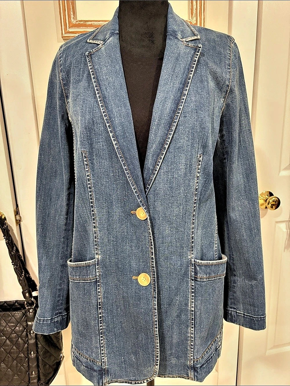 Lafayette 148 Denim Blazer in Blue Size 6 Like New